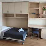 2 Coastal Retreat Apartments