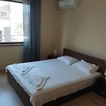Alfa Guest Rooms With Parking