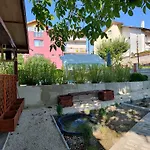 Guest House 51