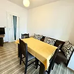 Top Central Apartment