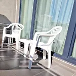 Papaya Apartments