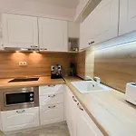 1Bd Ap In La Mer Complex Private Beach And Pool