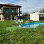 Villa Sunray