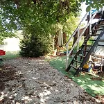 Granichar 1 Caravan