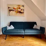 Urban Retreat - До Община Варна