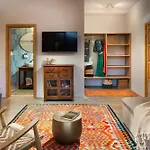 Villa Aura Boutique Escape With Heated Pool Near Albena