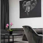 Briz Sea View Apartment With Free Parking