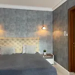 Newly Furnished Avi Jacuzzi Studio For A Family With Kids