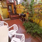 Garden Retreat Apartment