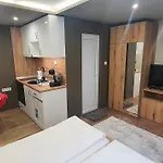 Kali Guest Room
