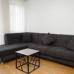 Modern Elegance In Varna - Spacious 3-Bedroom Home By Flat Mаnаger