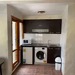 Sweet Apartment Near The Sea