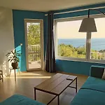 Chill And Sea