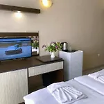 Lotos Hotel