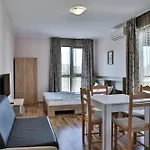Al Rial Beach Apartments