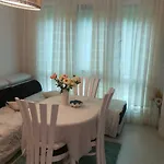 Luxury Sunrise Complex Apartment