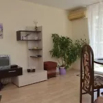 Apartment Breeze