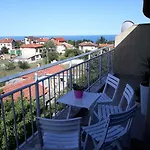 Seaview Apartment Rosalitsa