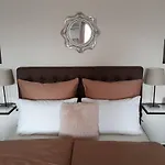 Central Apartment 5Min From The Beach