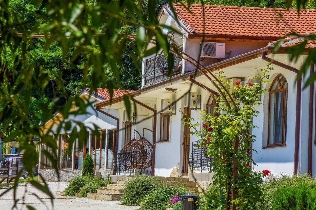 Hotel Eco Complex Izvori 2*