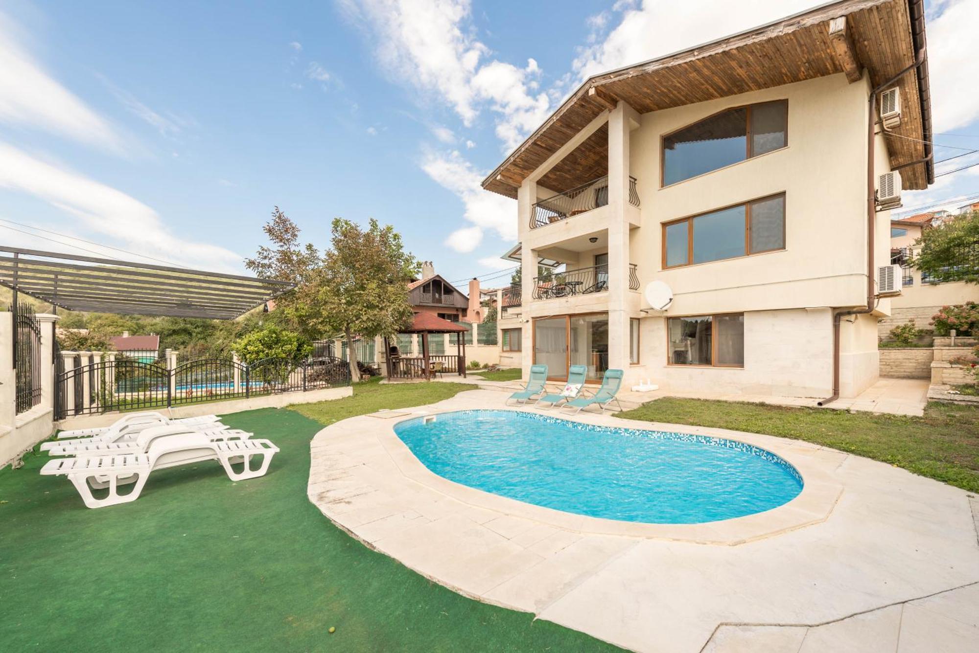 Ferienhaus Sineva - Pool, Bbq & Seaview *
