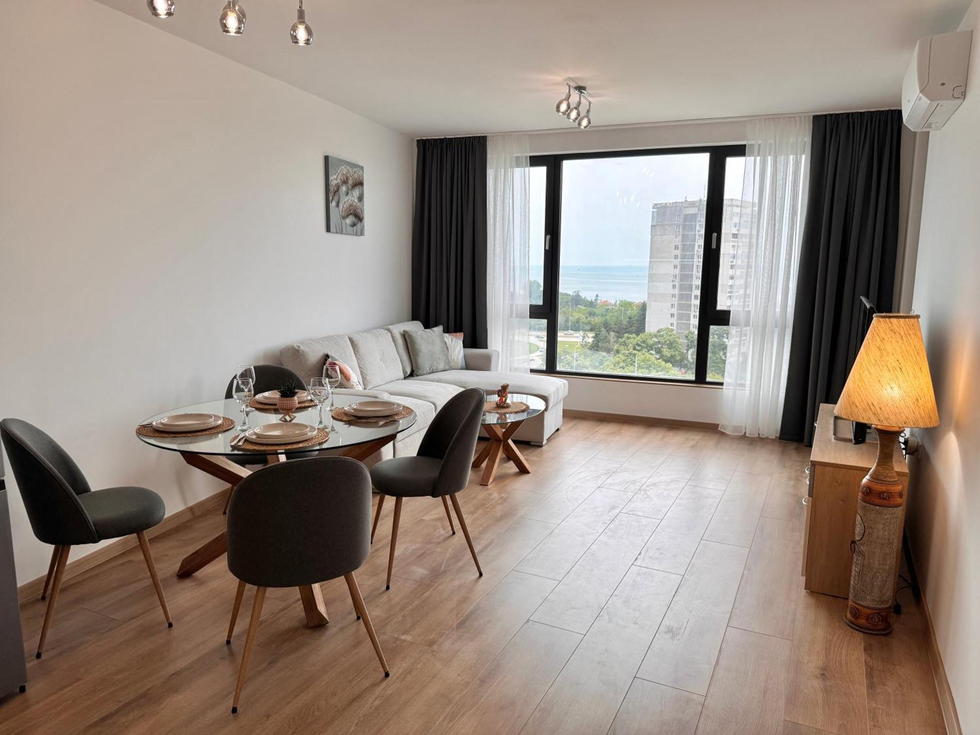 New In Breeze With Panoramic Sea View And Parking Апартаменты Варна