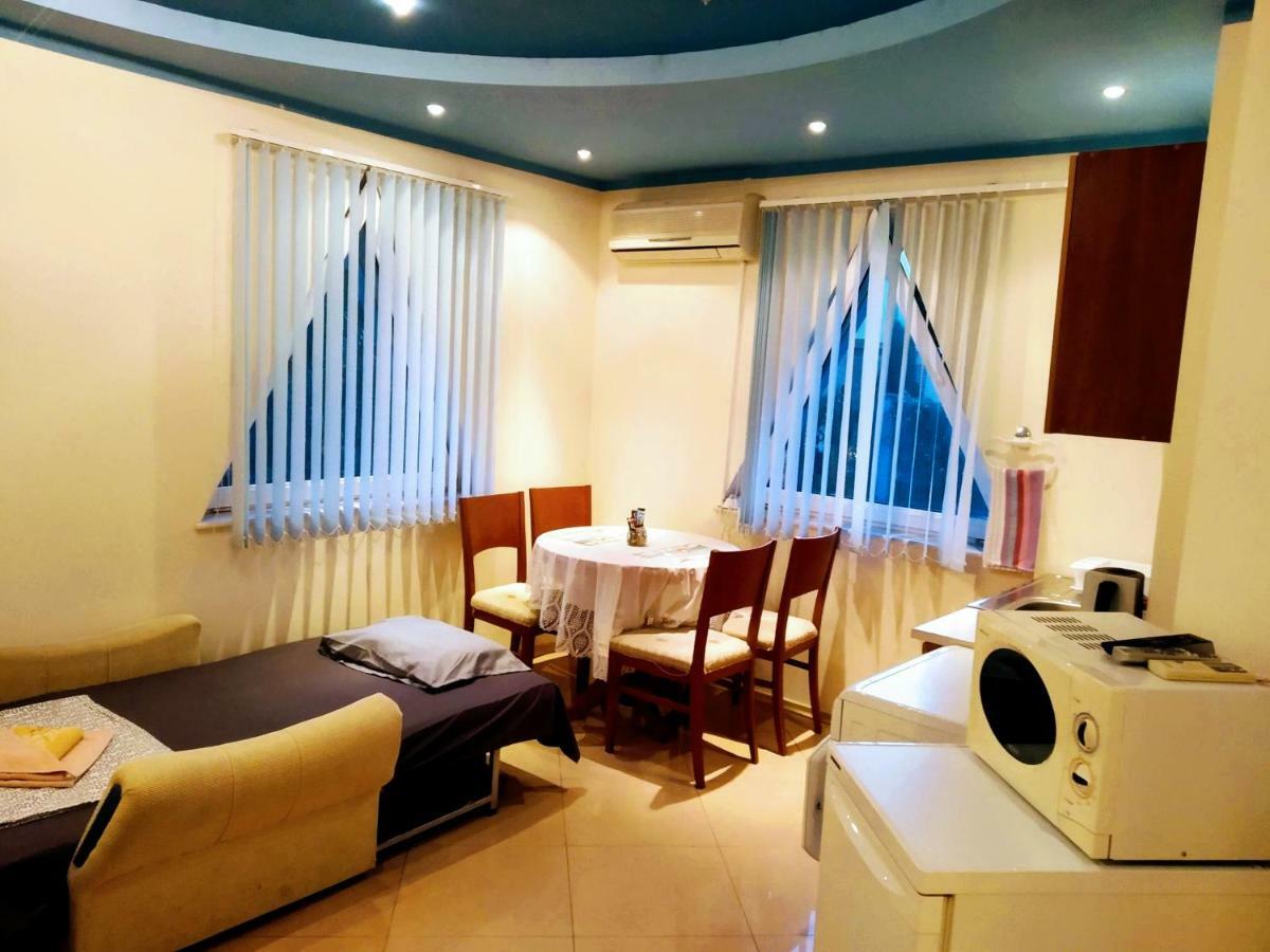Aphrodita Studio Appartement *