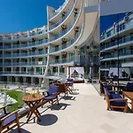 Beach Front Luxurious Two Bedroom Apartment