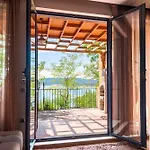 Вилла Biala Family Haven