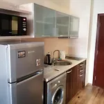 Apart Hotel Golden Line Private Apartments