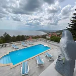 Villa Marion