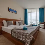 Berlin Golden Beach Hotel