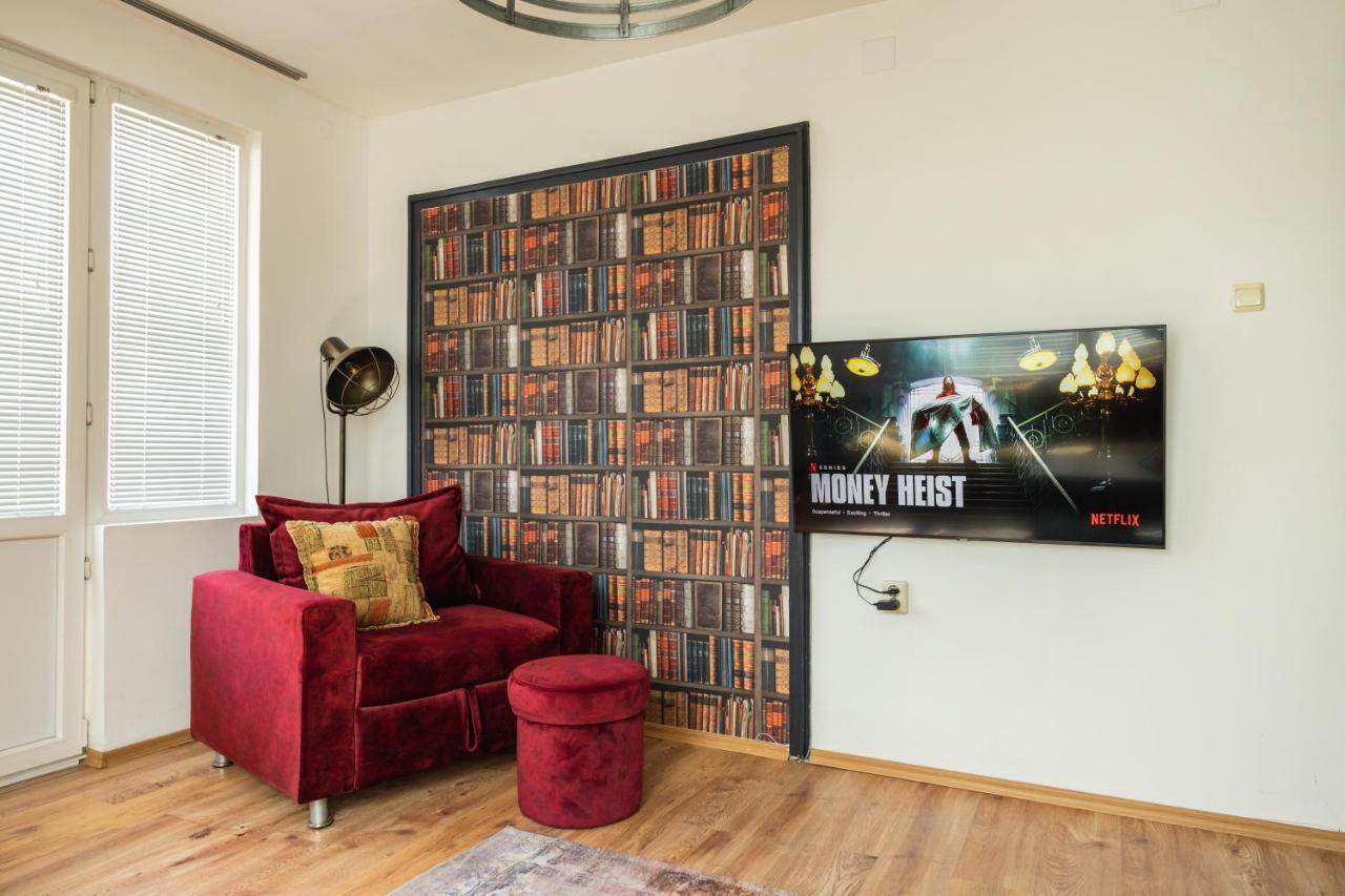 Urban Style In The Centre Appartement Varna