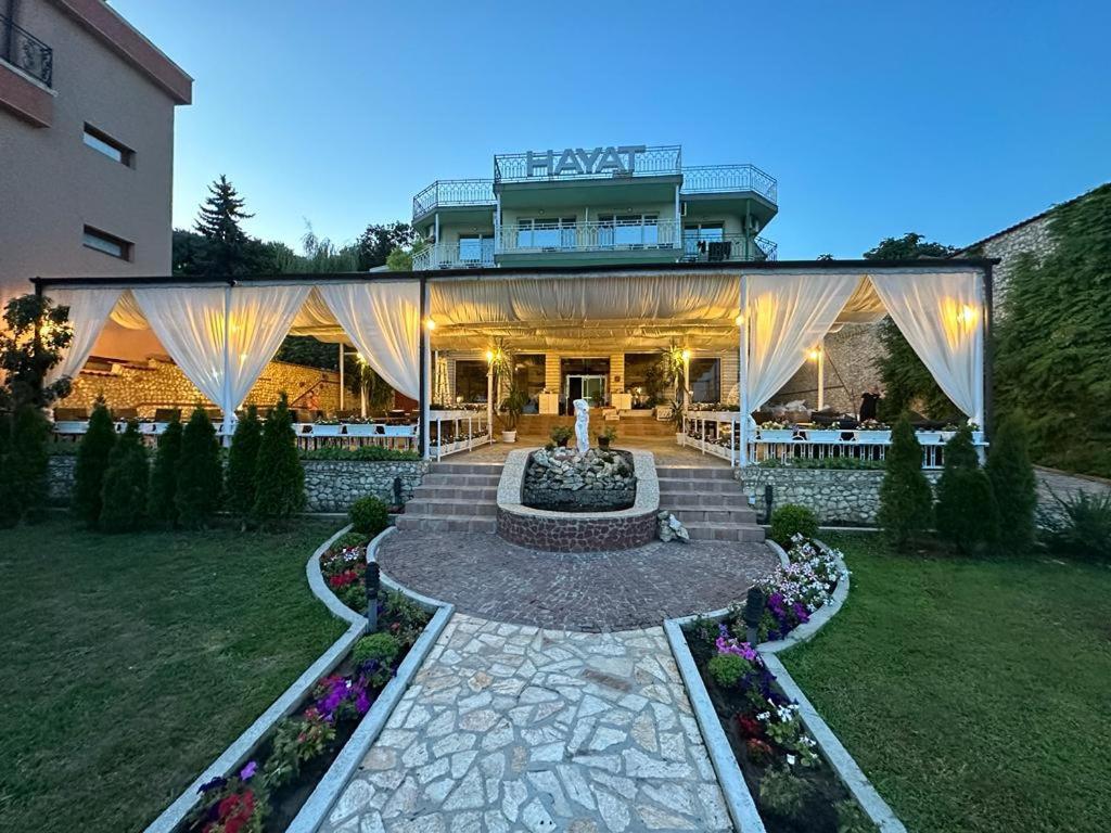 Hayat Ltd Отель