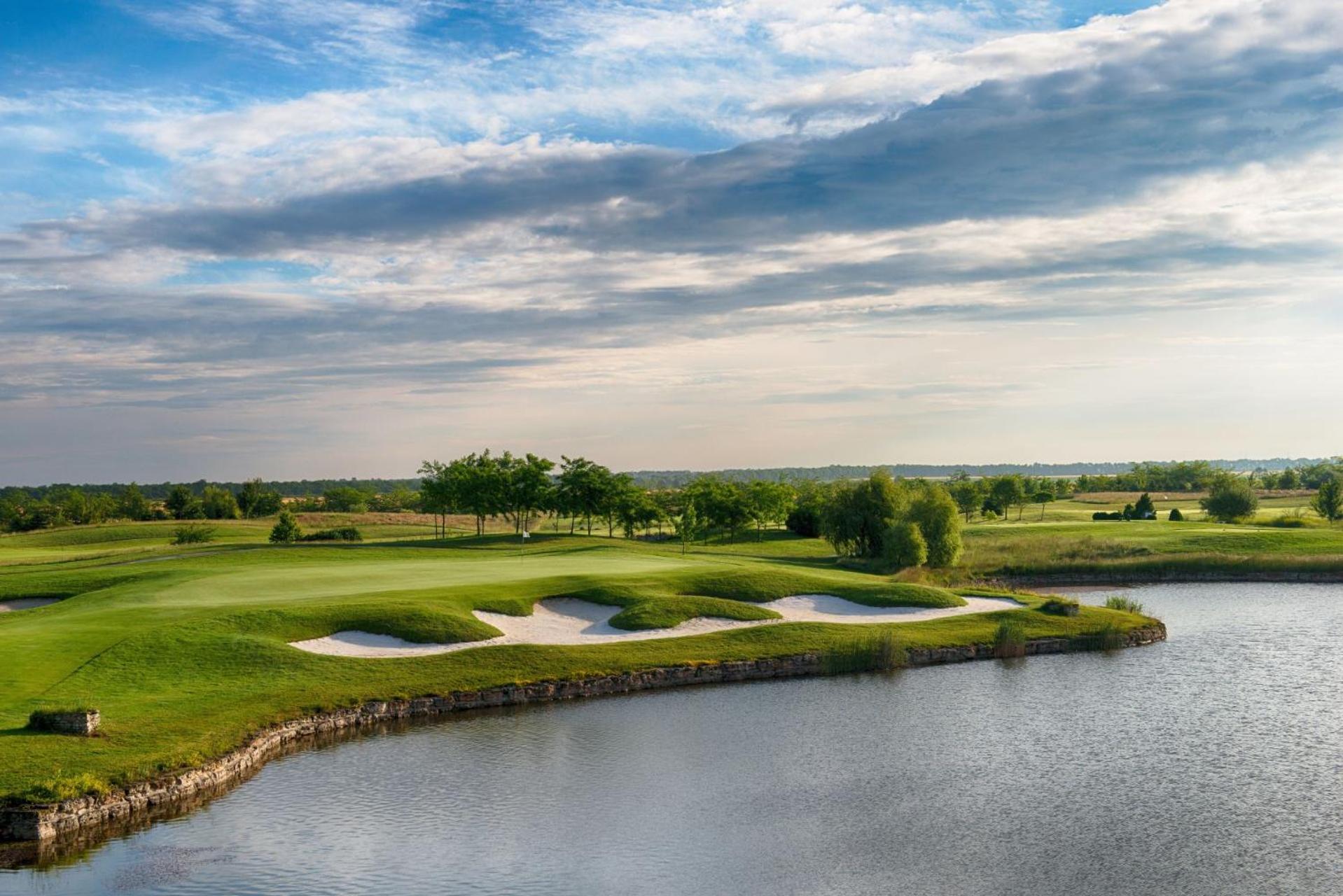 Villa Boutique Golf House *