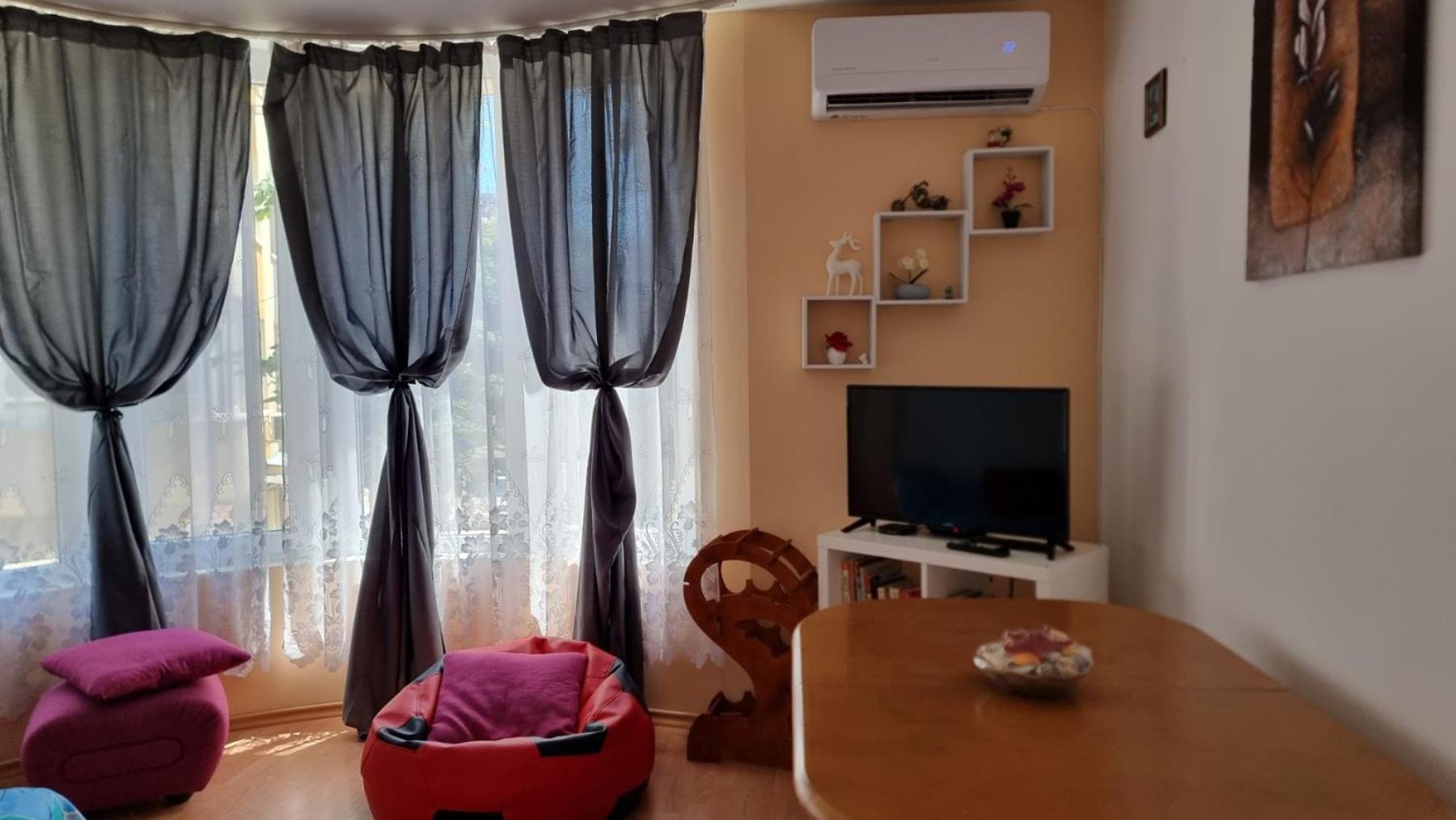 Apartament By The Sea Warna
